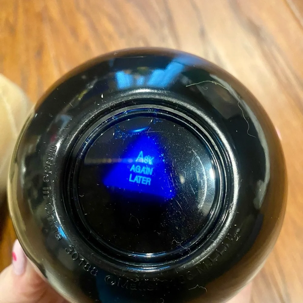 Mattel‎ Black Fortune Ball with Blue Display